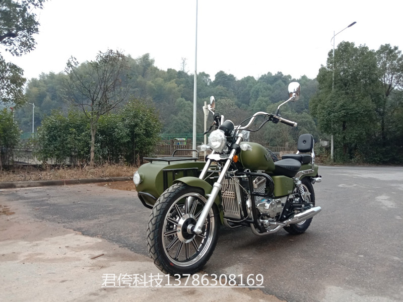 君侉400邊三輪摩托車400邊三輪挎子直立雙缸水冷國(guó)四電噴  可上牌(1)